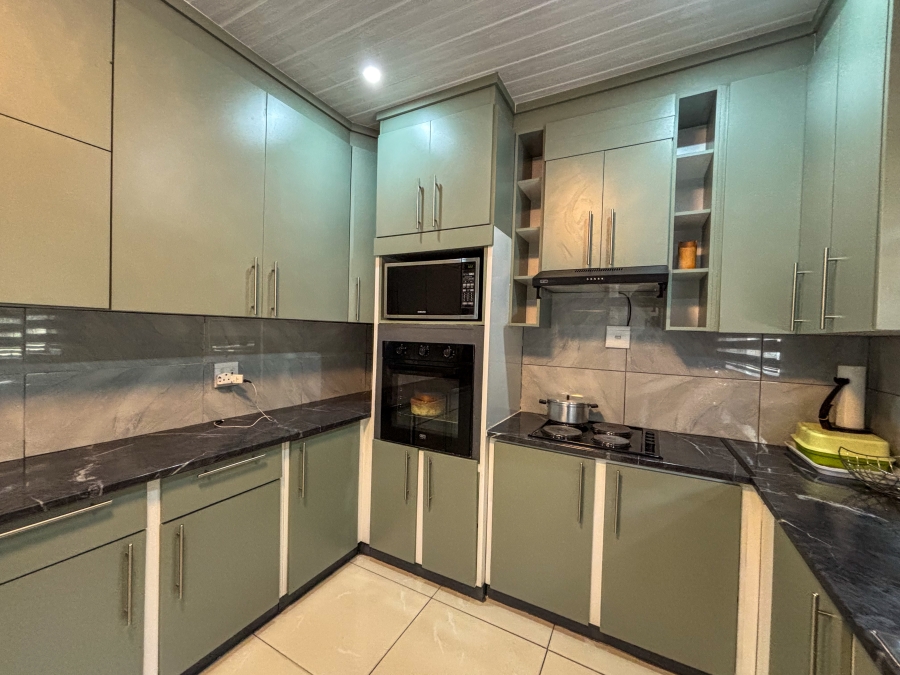 4 Bedroom Property for Sale in Bodorp North West